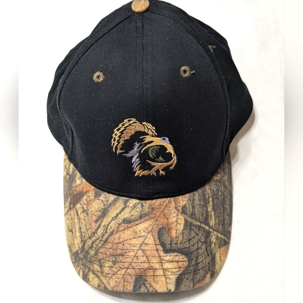 Legendary Whitetails camouflage hat